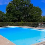 La Des Fees Parque de Campismo Yvoir