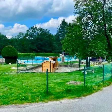 Parque de Campismo La Des Fees *